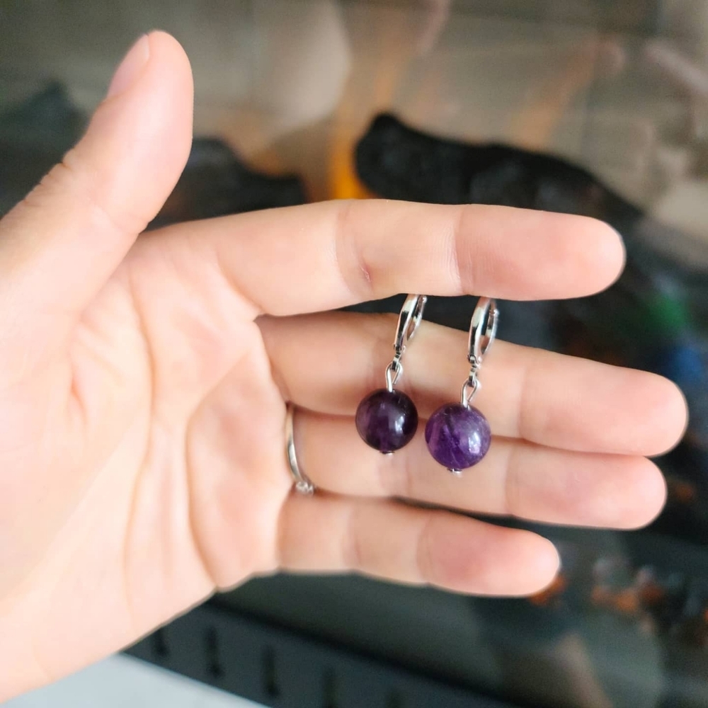 Amethyst beaded earrings ✨